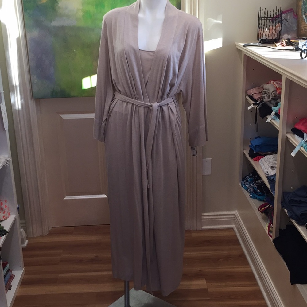 Natori Robe and nightgown duo